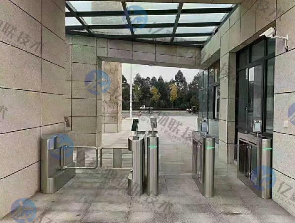 工廠園區(qū)人臉識別解決方案 安全性與安防技術(shù)深度解讀